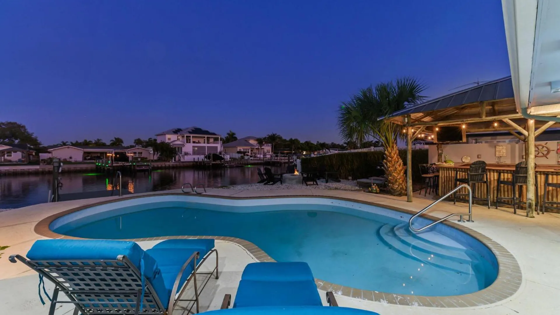 Casa vacanze Villa Sleeps 10 Tiki Bar Private Pool Hot Tub Fire Pit Tampa