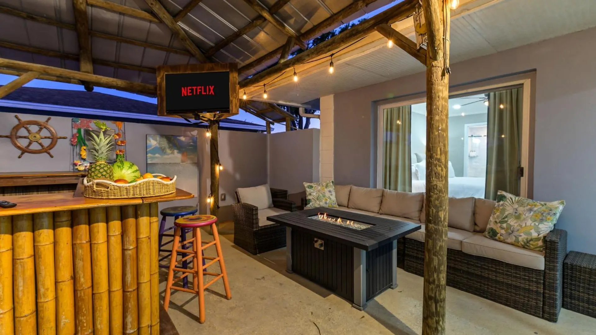 Villa Sleeps 10 Tiki Bar Private Pool Hot Tub Fire Pit Tampa Stati Uniti