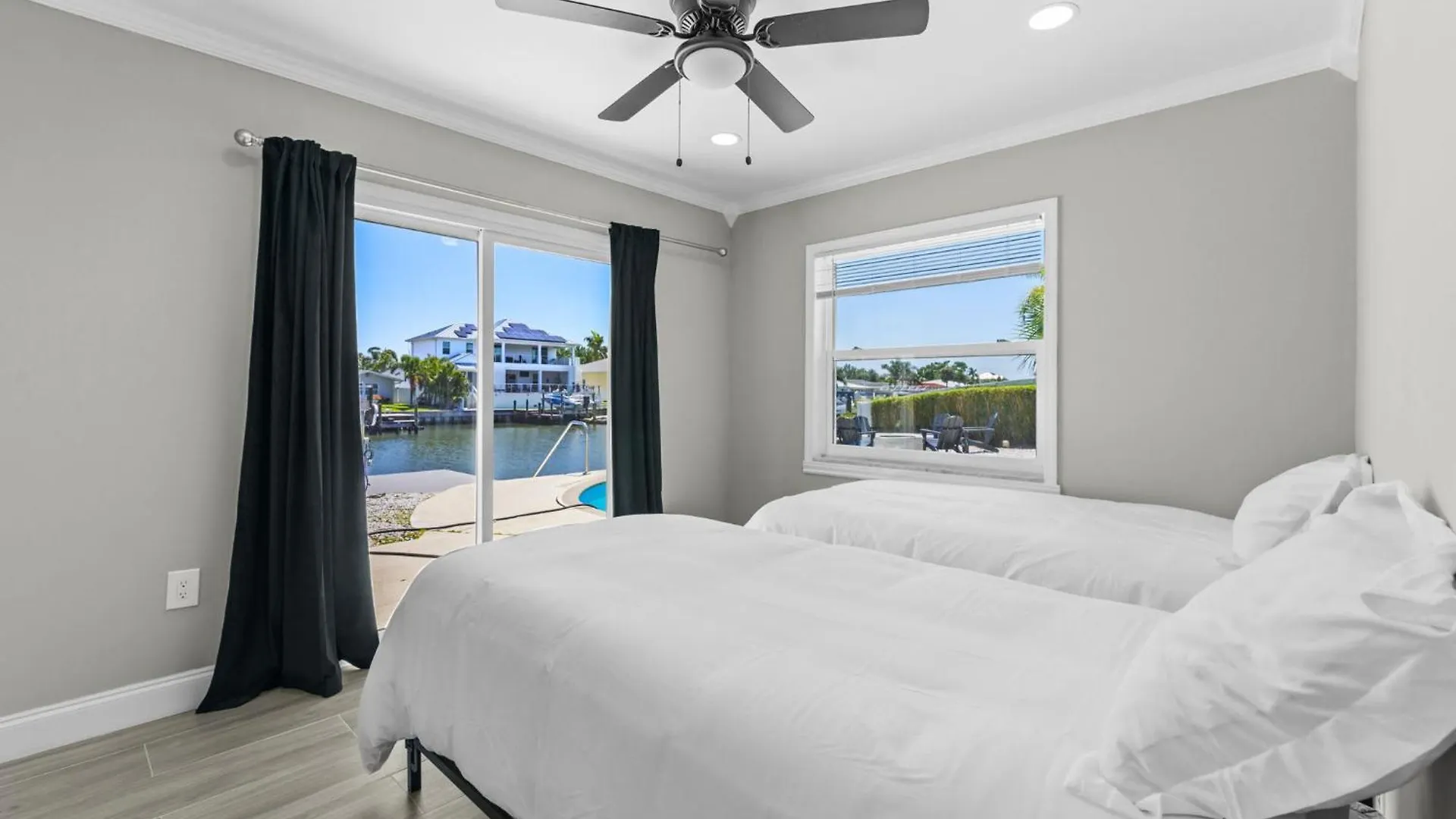 Casa vacanze Villa Sleeps 10 Tiki Bar Private Pool Hot Tub Fire Pit Tampa