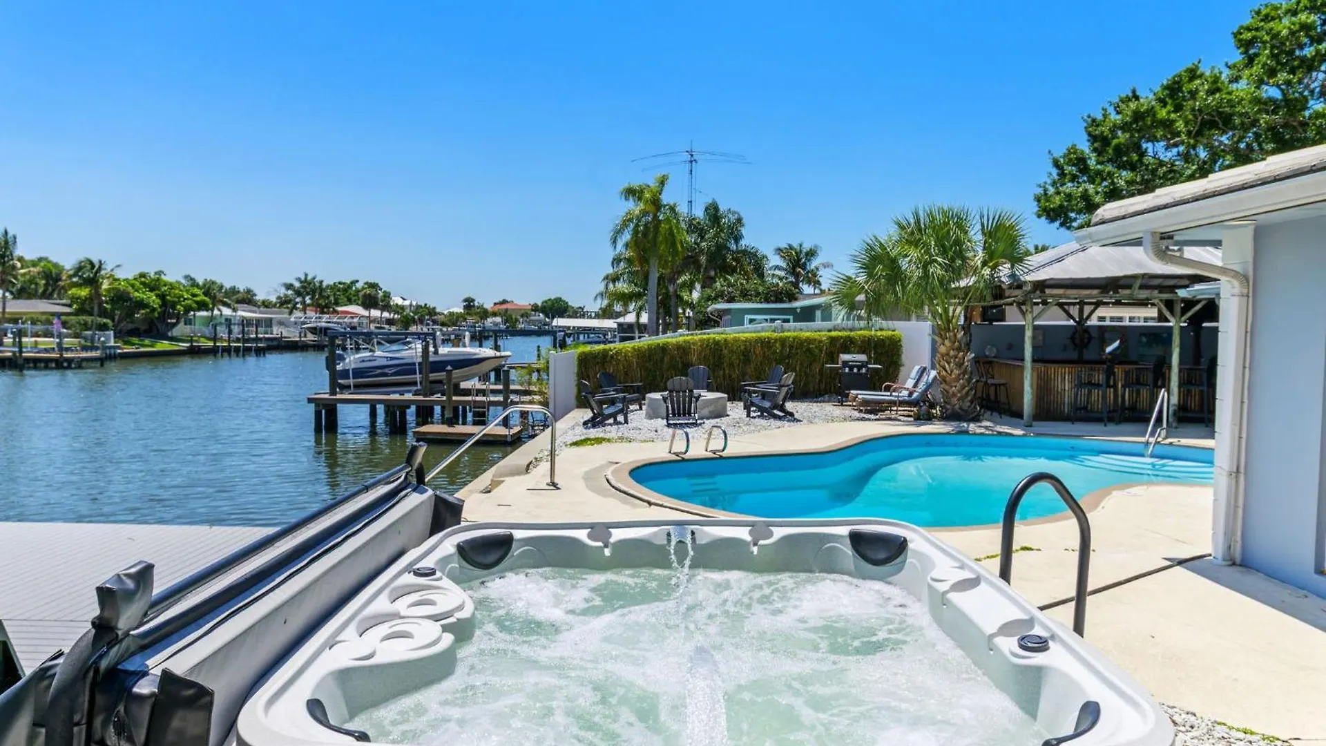 Casa vacanze Villa Sleeps 10 Tiki Bar Private Pool Hot Tub Fire Pit Tampa