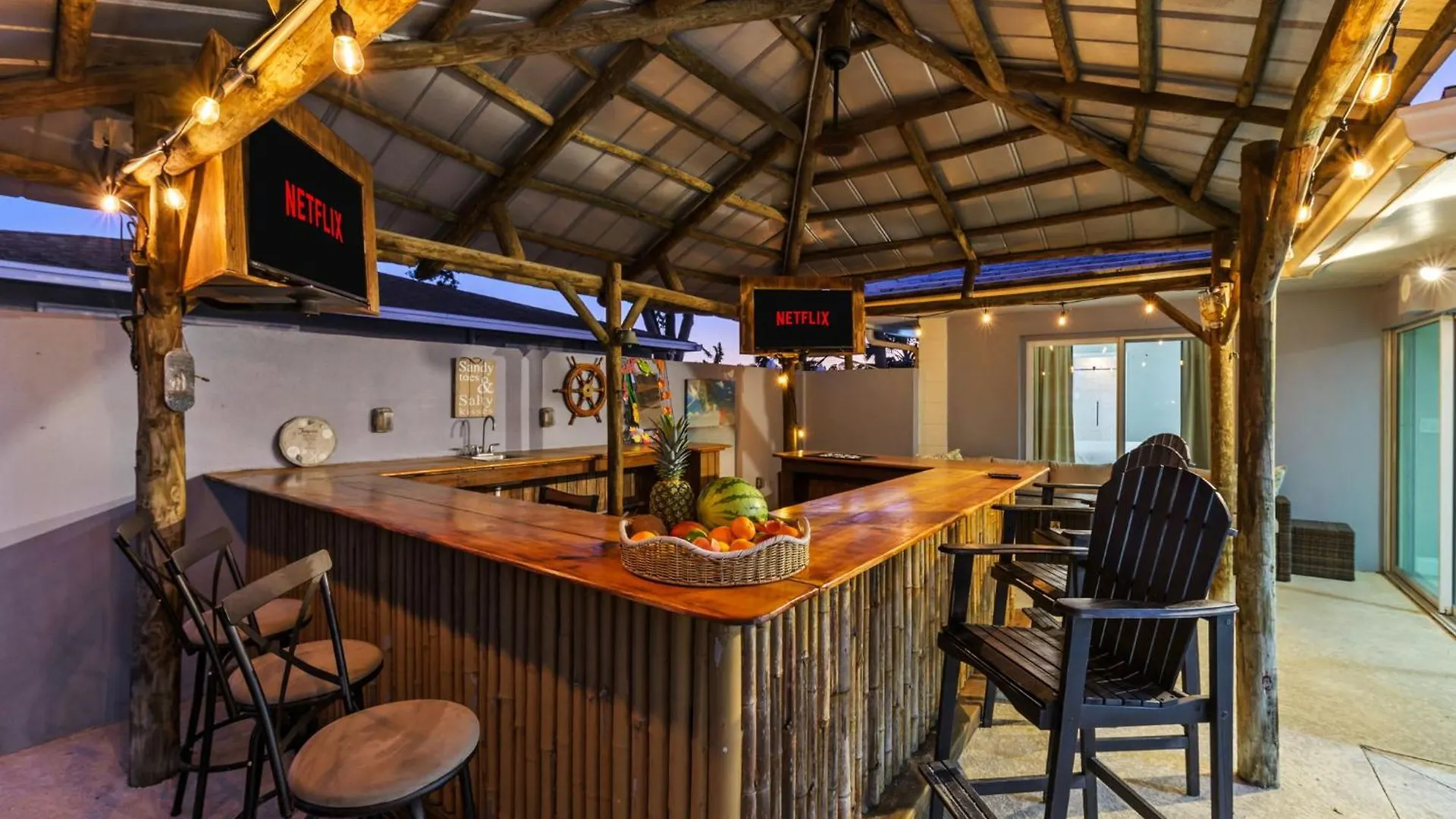 Villa Sleeps 10 Tiki Bar Private Pool Hot Tub Fire Pit Tampa