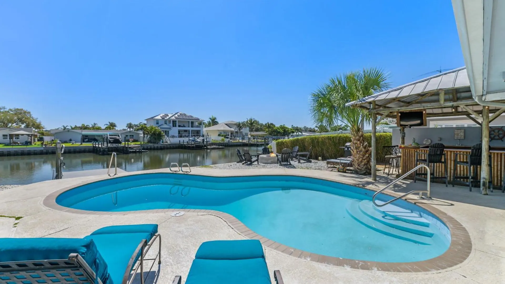 Villa Sleeps 10 Tiki Bar Private Pool Hot Tub Fire Pit Tampa