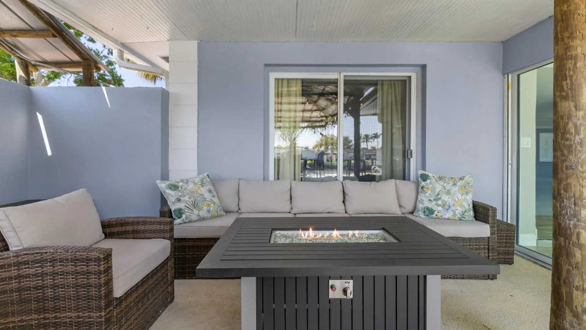 Willa Sleeps 10 Tiki Bar Private Pool Hot Tub Fire Pit Tampa Dom wakacyjny